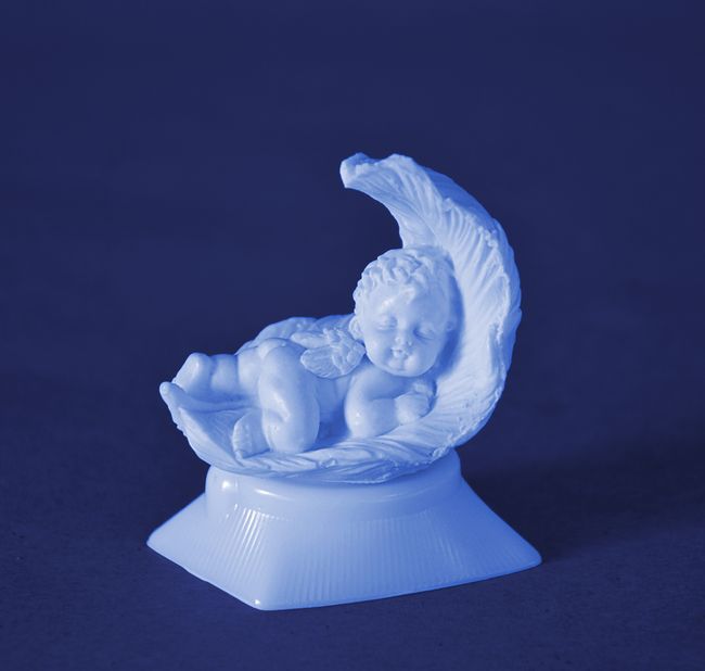 Andělíček se zlatými křídly (půlkoule) výška 8cm