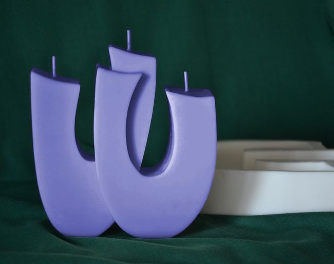 Abstrakce W - výška 13cm