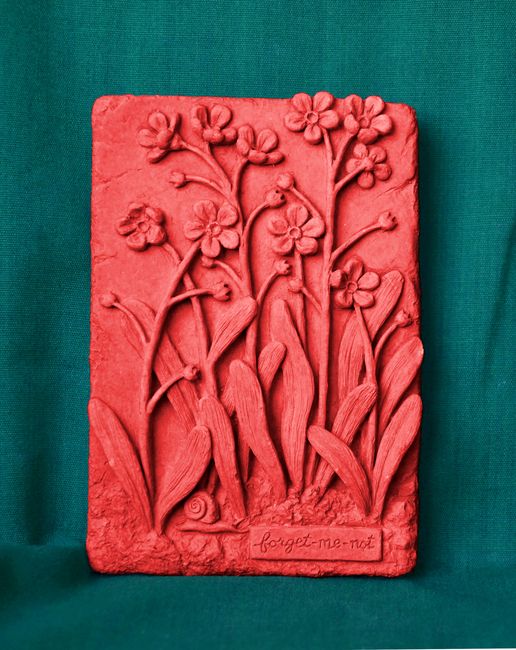Relief Luční kvítí, velikost 7,5x10,2x1,5cm
