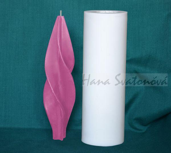 Vícehran kroucený - výška 19,5cm