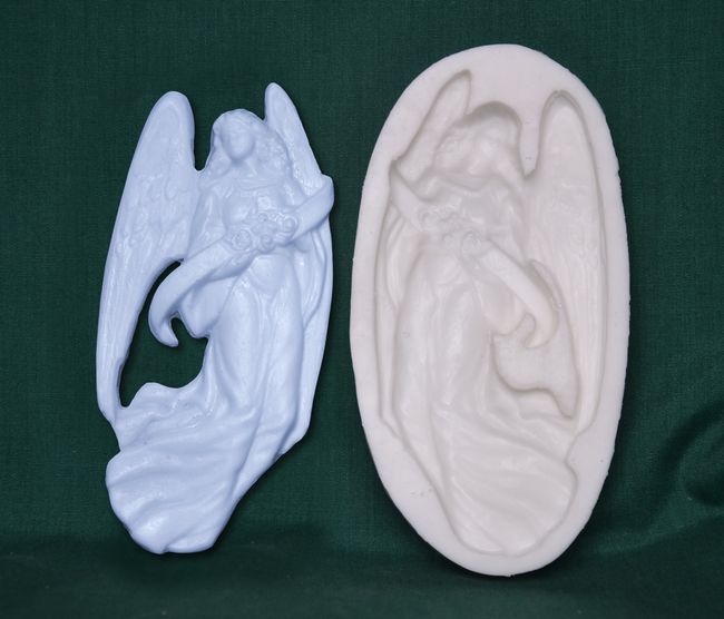 Relief Anděl  vel.6,5x14cm